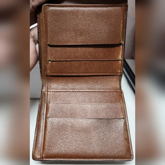 LOUIS VUITTON Monogram Bifold Wallet SP0923